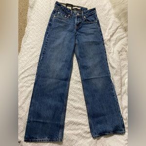 Levi’s low loose jeans